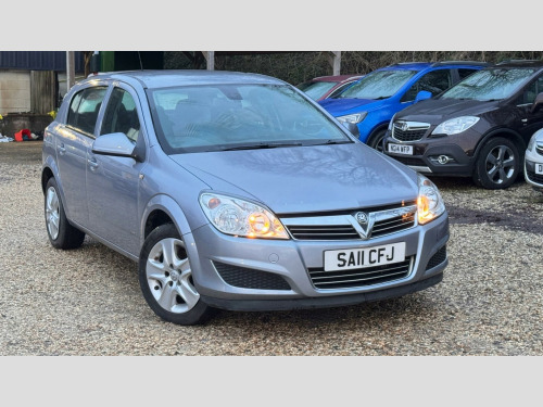 Vauxhall Astra  1.6i Active Plus 5dr 