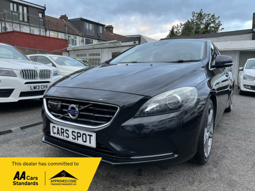 Volvo V40  1.6 T4 SE FRESH IMPORT VERIFIED MILE FINANCE AVB