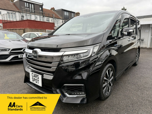 Honda Stepwagon  2.0 Hybrid 7 Seats FRESH IMPORT VERIFIED MILE FINANCE AVB 