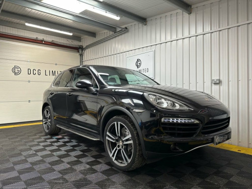 Porsche Cayenne  3.0 TD V6 SUV 5dr Diesel Tiptronic 4WD Euro 5 (s/s