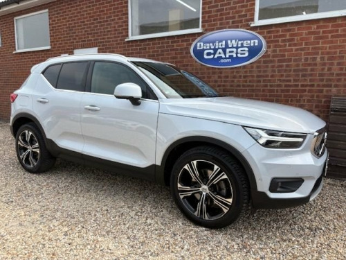 Volvo XC40  2.0 T4 Inscription Pro SUV 5dr Petrol Auto AWD Eur