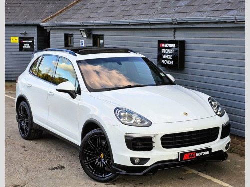 Porsche Cayenne  3.0 D V6 TIPTRONIC S 5d 262 BHP PASM. COMFORT MEMO