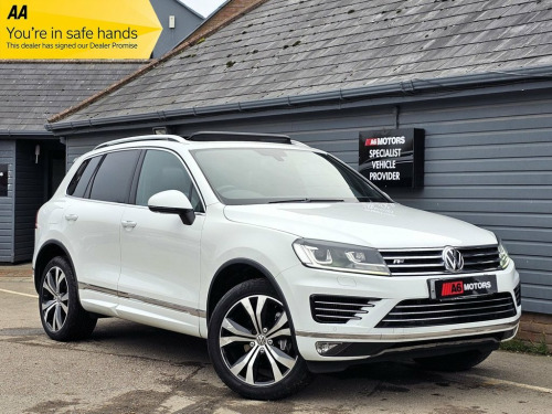 Volkswagen Touareg  3.0 TDI V6 BlueMotion Tech R-Line SUV 5dr Diesel T