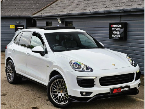 Porsche Cayenne  3.0 V6 E-Hybrid S Platinum Edition SUV 5dr Petrol 