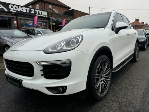 Porsche Cayenne  4.2 TD V8 S SUV 5dr Diesel TiptronicS 4WD Euro 5 (