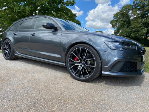 Audi A6  RS6 PERFORMANCE AVANT TFSI QUATTRO