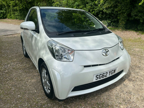 Toyota iQ  1.0 VVT-i Multidrive Euro 5 3dr
