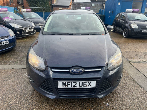 Ford Focus  1.6 Zetec