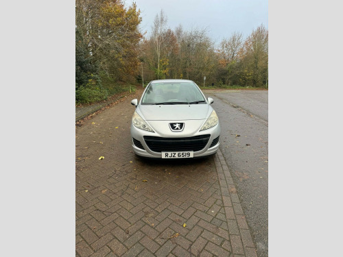 Peugeot 207  1.4 16V S