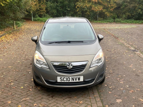 Vauxhall Meriva  1.4 16V Exclusiv