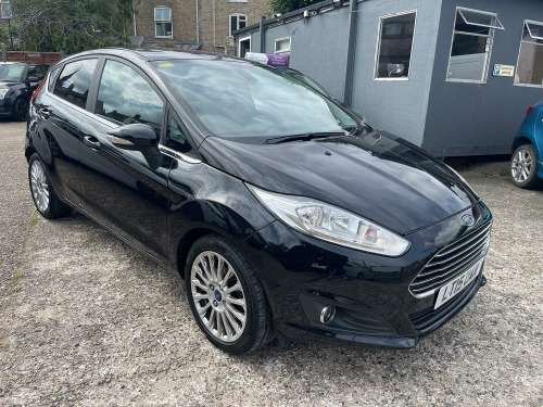 Ford Fiesta  1.0 T EcoBoost Titanium