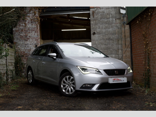 SEAT Leon  1.6 TDI CR SE Sport Tourer 5dr Diesel Manual Euro 5 (s/s) (105 ps)