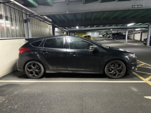 Ford Focus  2.0 TDCi ST-3 Hatchback 5dr Diesel Manual Euro 6 (s/s) (185 ps)