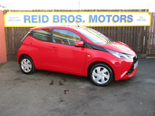 Toyota AYGO  1.0 VVT-i x-play Euro 5 5dr Euro 5