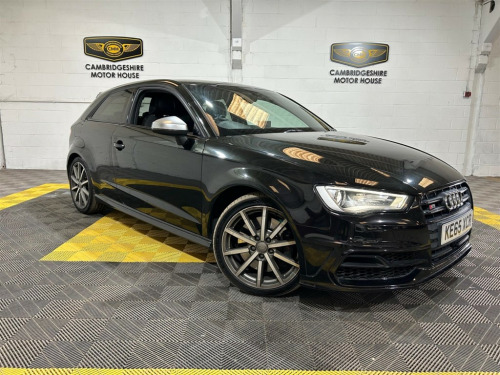 Audi S3  2.0 TFSI S Tronic quattro Euro 6 (s/s) 3dr (Nav)