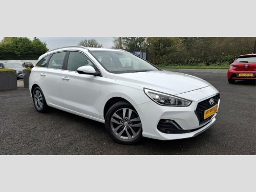 Hyundai i30  1.6 CRDi SE Tourer 5dr Diesel Manual Euro 6 (s/s) 