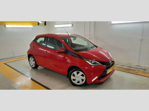 Toyota AYGO  1.0 VVT-i x-play Hatchback 5dr Petrol Manual Euro  