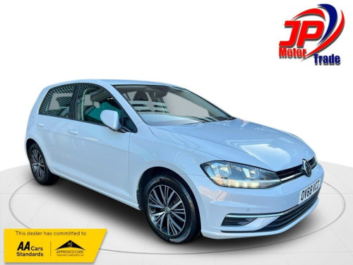 Volkswagen Golf  SE NAVIGATION TSI EVO 