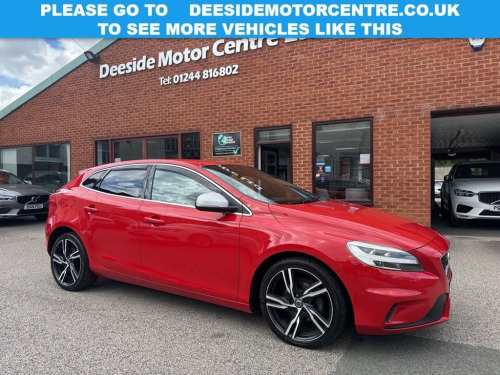 Volvo V40  2.0 D2 R-Design Pro Hatchback 5dr Diesel Manual Eu