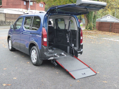 Peugeot Rifter  1.5 BLUE HDi ALLURE WHEELCHAIR ACCESSIBLE VEHICLE