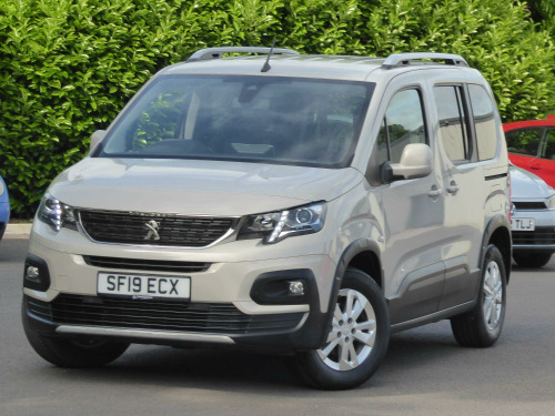 Peugeot Rifter  1.5 BLUE HDi ALLURE WHEELCHAIR ACCESSIBLE VEHICLE