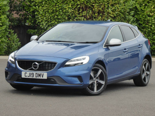 Volvo V40 2.0 R-Design Pro D3