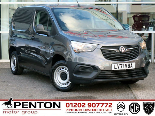 Vauxhall Combo  1.5 Turbo D 2000 Dynamic L1 H1 Euro 6 4dr
