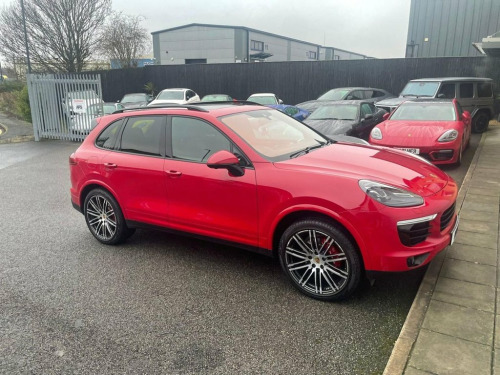 Porsche Cayenne  3.0 TD V6 SUV 5dr Diesel TiptronicS 4WD Euro 6 (s/