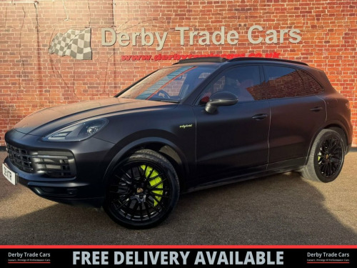 Porsche Cayenne  3.0 V6 E-Hybrid 14.1kWh SUV 5dr Petrol Plug-in Hyb