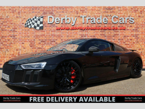 Audi R8  5.2 FSI V10 Plus Coupe 2dr Petrol S Tronic quattro