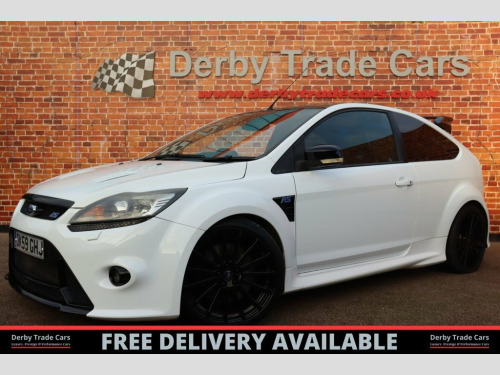 Ford Focus  2.5 RS Hatchback 3dr Petrol Manual (225 g/km, 301  