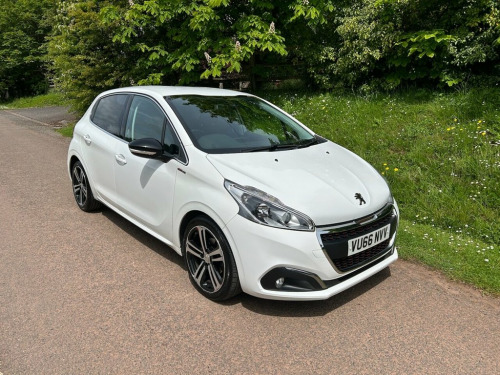 Peugeot 208  1.2 PURETECH S/S GT LINE 5d 110 BHP