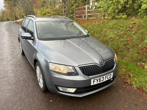 Skoda Octavia  1.6 TDI Elegance Estate 5dr Diesel Manual Euro 5 (