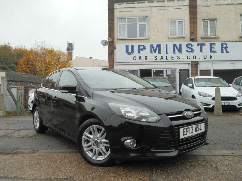 Ford Focus  1.0T EcoBoost Titanium Euro 5 (s/s) 5dr