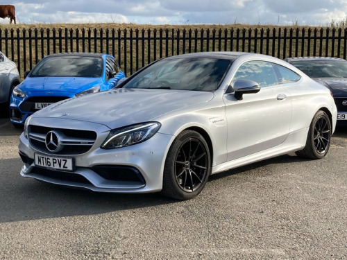 Mercedes-Benz C-Class  4.0 AMG C 63 PREMIUM 2d 469 BHP