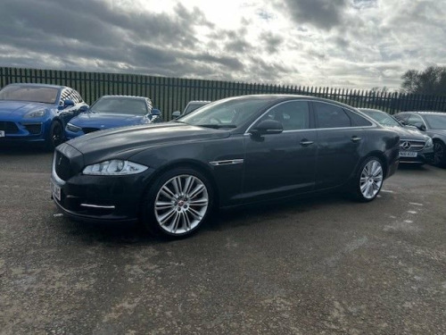 Jaguar XJ  3.0d V6 Portfolio Saloon 4dr Diesel Auto Euro 5 (s