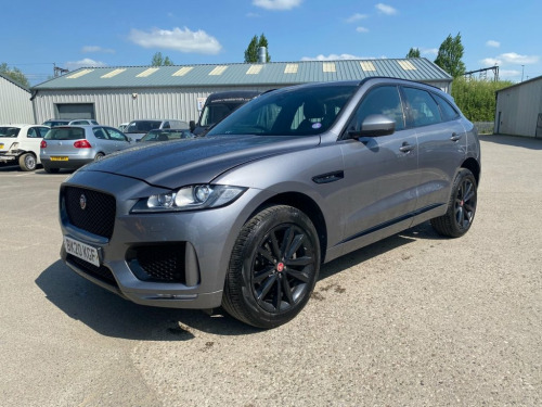 Jaguar F-PACE  2.0 P250i Chequered Flag SUV 5dr Petrol Auto AWD E
