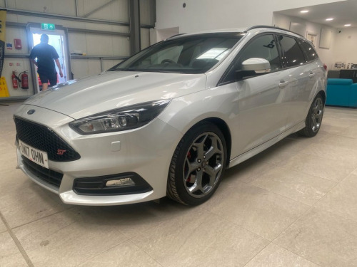 Ford Focus  2.0 TDCi ST-3 Estate 5dr Diesel Manual Euro 6 (s/s