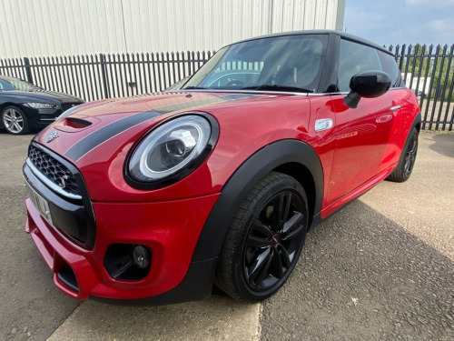 MINI Hatch  2.0 Cooper S Sport Hatchback 3dr Petrol Steptronic