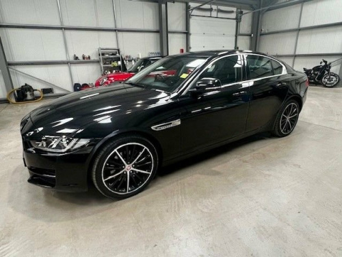 Jaguar XE  2.0d Portfolio Saloon 4dr Diesel Auto AWD Euro 6 (