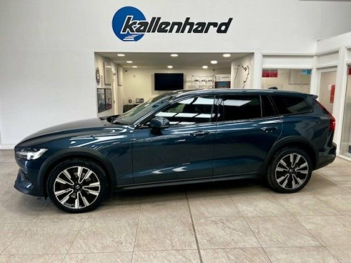 Volvo V60  2.0 B5 MHEV Estate 5dr Petrol Hybrid Auto AWD Euro