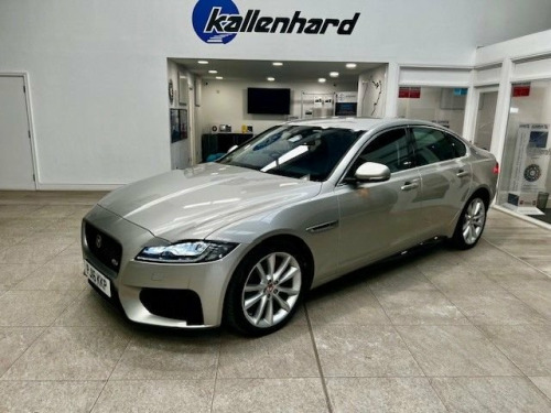 Jaguar XF  3.0d V6 S Saloon 4dr Diesel Auto Euro 6 (s/s) (300