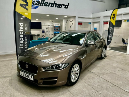 Jaguar XE  2.0d Portfolio Saloon 4dr Diesel Auto Euro 6 (s/s)