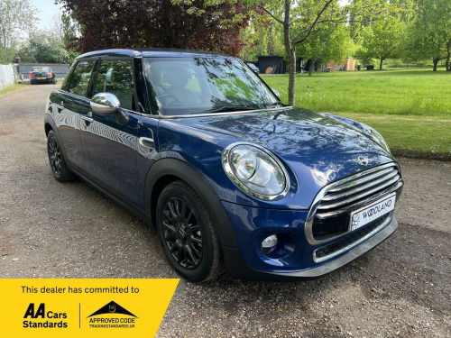 MINI Hatch  1.5 Cooper Euro 6 (s/s) 5dr