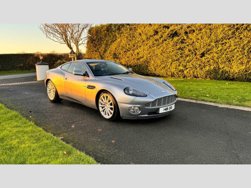 Aston Martin Vanquish 5.9