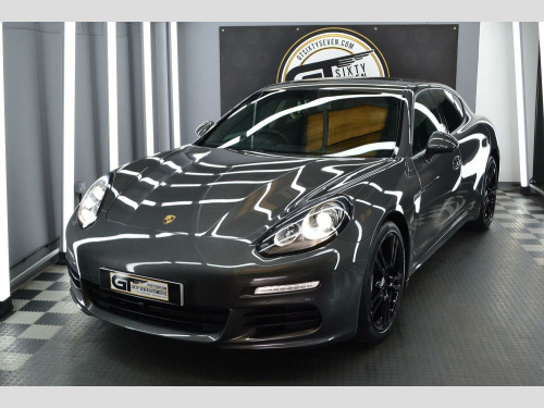 Porsche Panamera  3.0 D V6