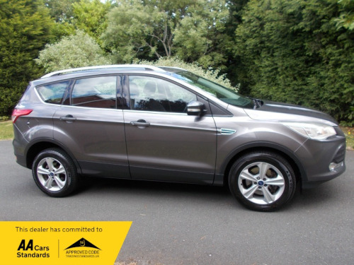 Ford Kuga  2.0 TDCi Zetec SUV 5dr Diesel Manual 2WD Euro 5 (140 ps)