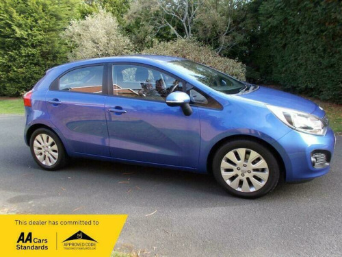 Kia Rio  1.4 2 Hatchback 5dr Petrol Manual Euro 5 (107 bhp)