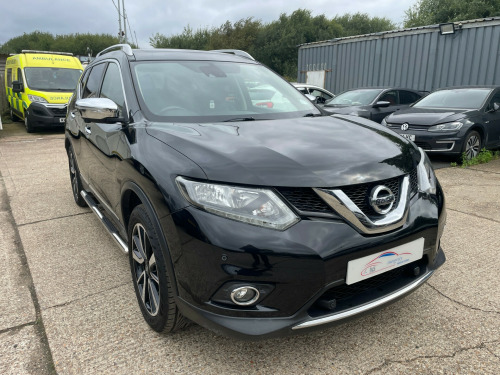 Nissan X-Trail  N-VISION DCI 5-Door