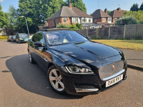 Jaguar XF  PORTFOLIO 4-Door